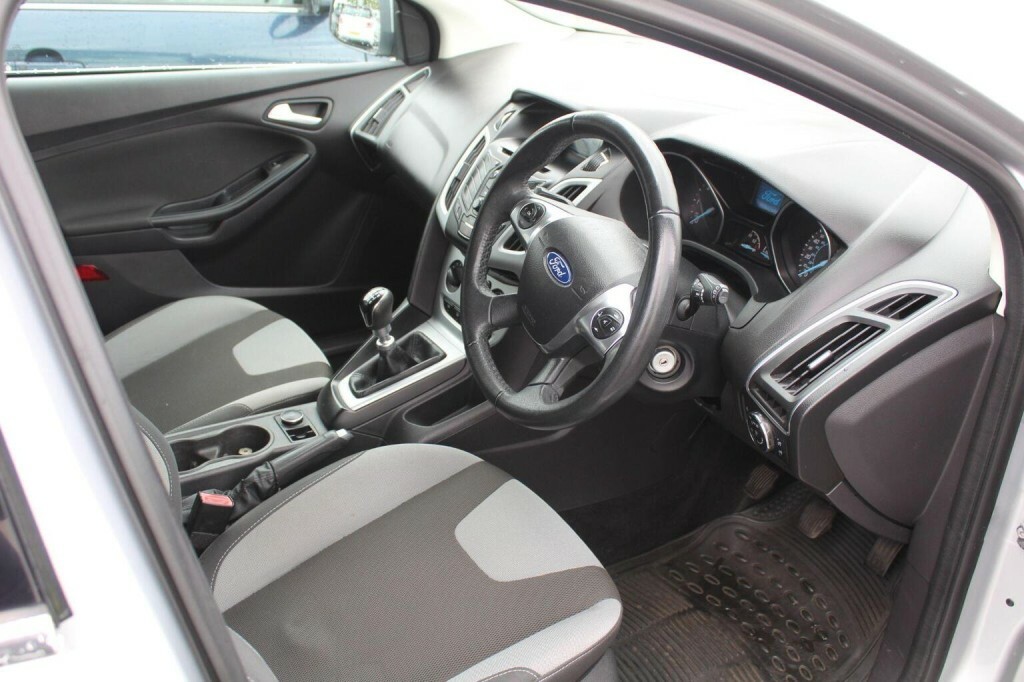 Ford Focus Hatchback 1.6 Tdci Zetec Euro 5 Ss 201313 PO13OFB Silver #6