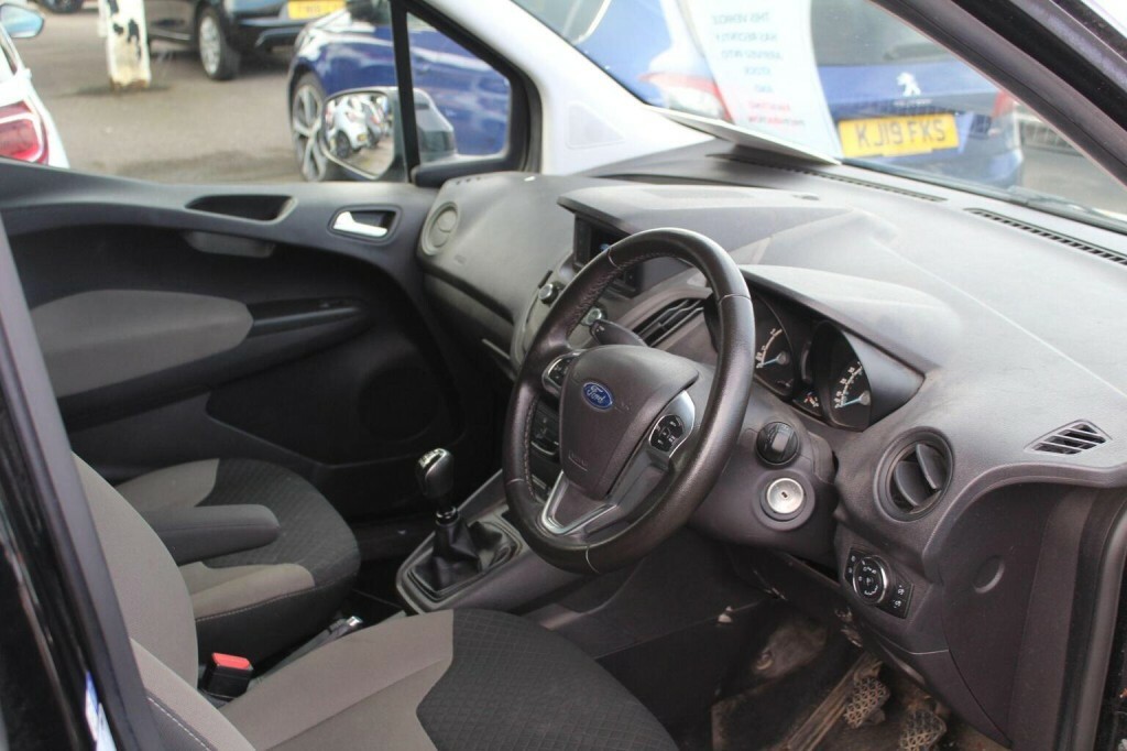 Ford Tourneo Courier Mpv 1.0 Ecoboost Zetec Euro 6 201919 Black #5