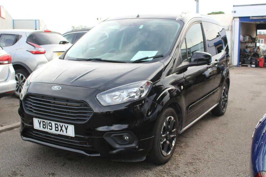 Ford Tourneo Courier Mpv 1.0 Ecoboost Zetec Euro 6 201919 Black