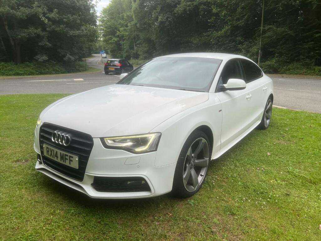 Audi A5 2.0 Tdi Black Edition RX14MFF White #4