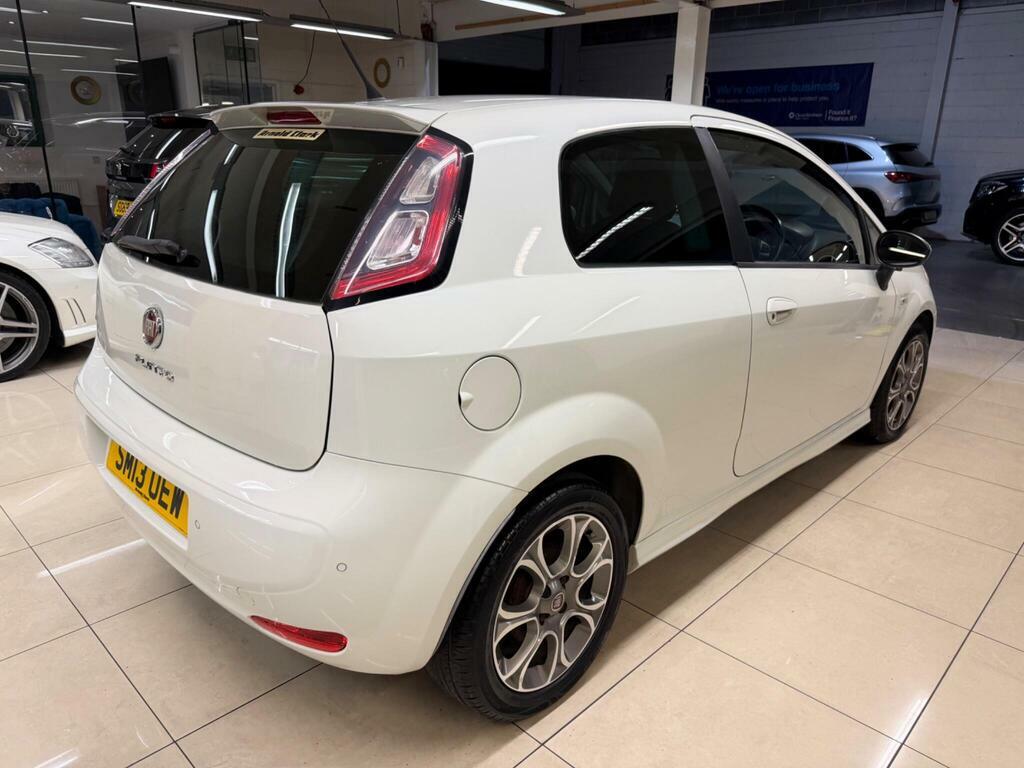 Fiat Punto 1.4 Gbt Euro 5 S S White #6