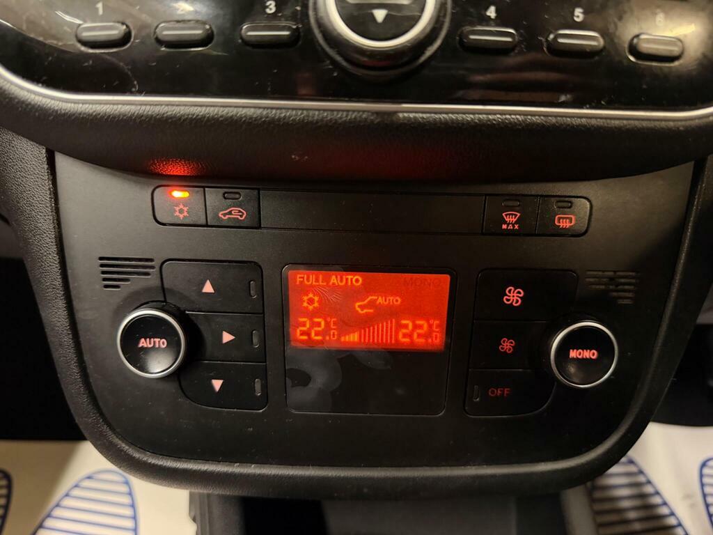 Fiat Punto Pop White #15
