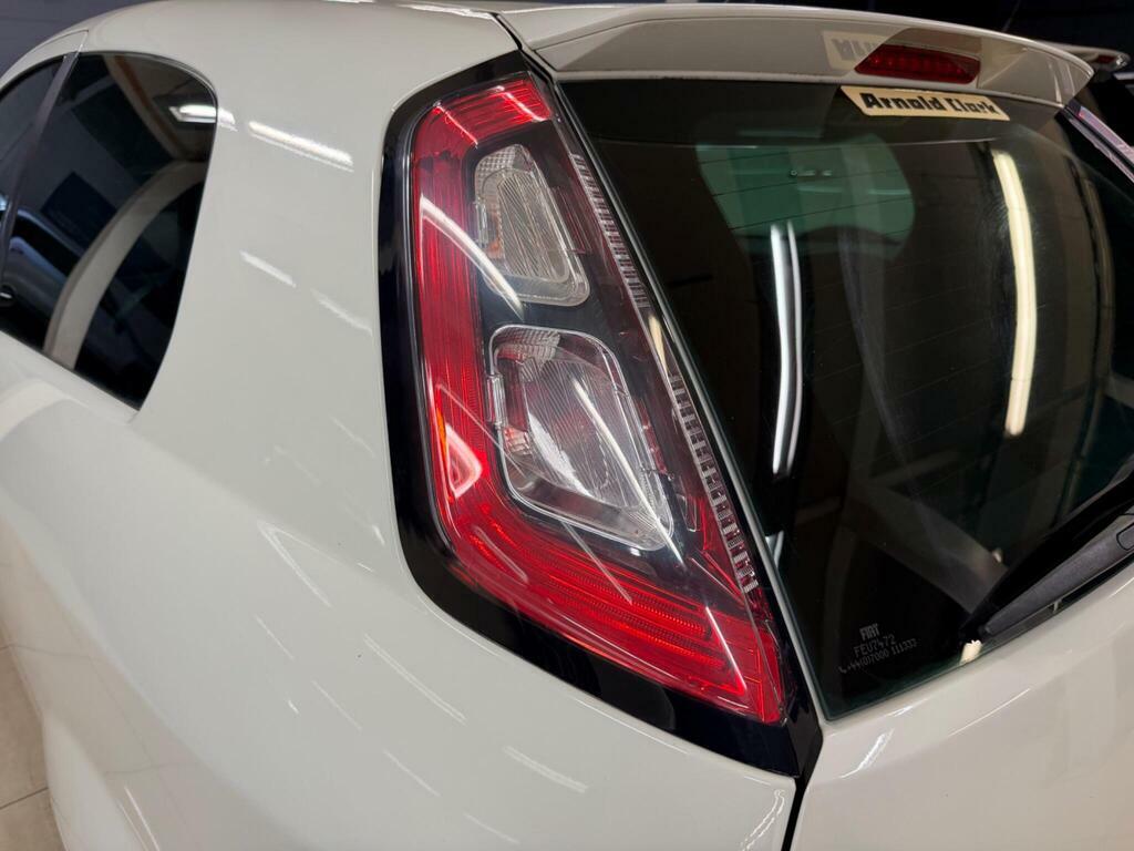 Fiat Punto Pop White #10