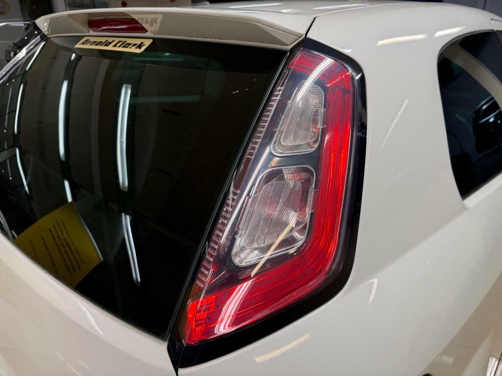 Fiat Punto Pop White #11