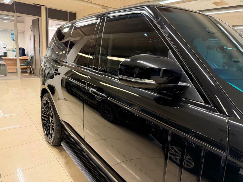 Land Rover Range Rover White #14