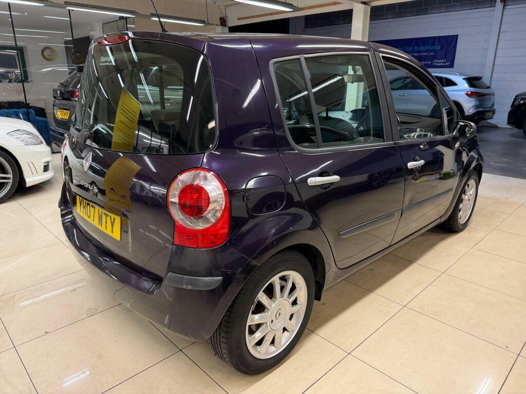 Renault Modus 1.6 16V Dynamique Purple #6