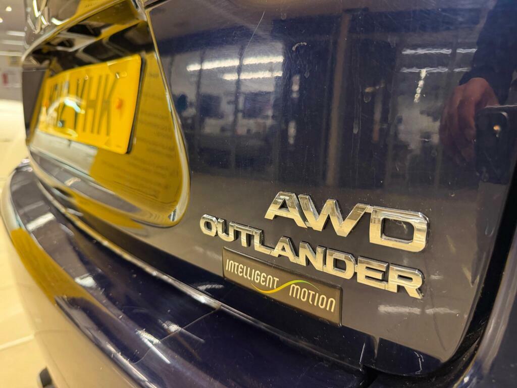 Mitsubishi Outlander Di-d Gx 4 Brown #7