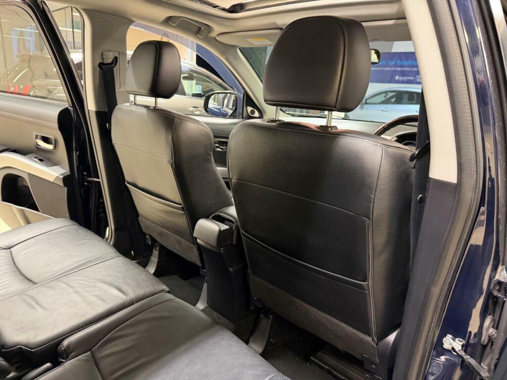 Mitsubishi Outlander Di-d Gx 4 Brown #17