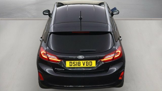 Ford Fiesta 2018 1.0T Ecoboost Titanium Hatchback M Black #5