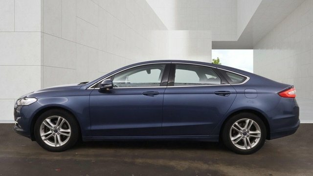 Ford Mondeo 2020 2.0 Ecoblue Zetec Edition Hatchback Diese Blue #4