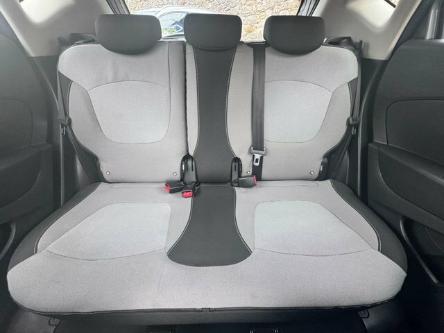 Renault Captur 1.5 Dci 90 Dynamique Medianav Energy Black #8