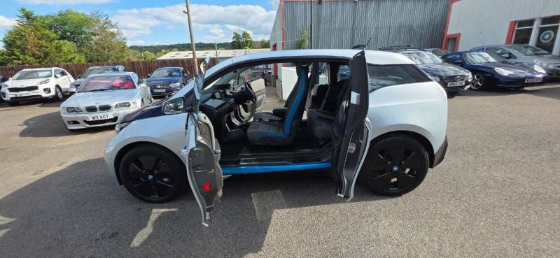 BMW i3 I3 Reev White #17