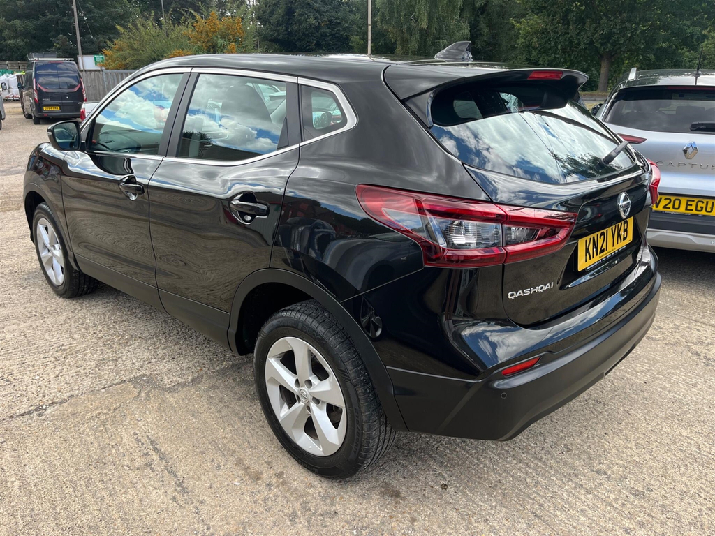Nissan Qashqai 1.3 Dig-t Acenta Premium Euro 6 Ss #4