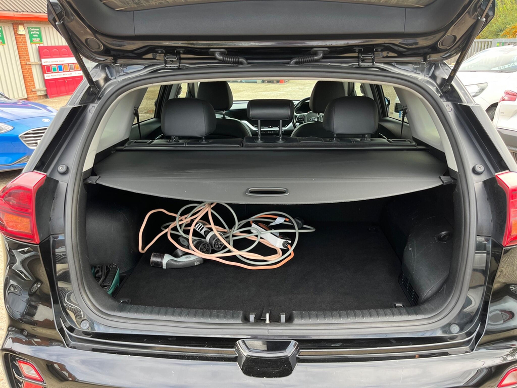 Kia e-Niro 64Kwh 2 Red #14