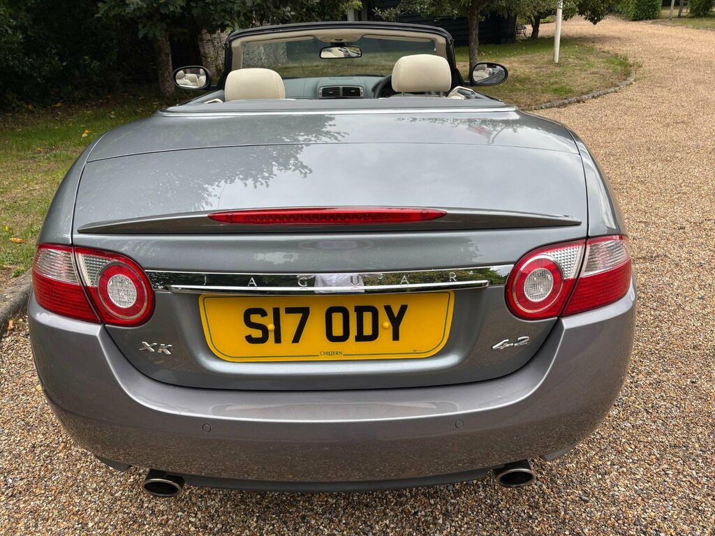 Jaguar XK 4.2 V8 Coupe - Blue #18
