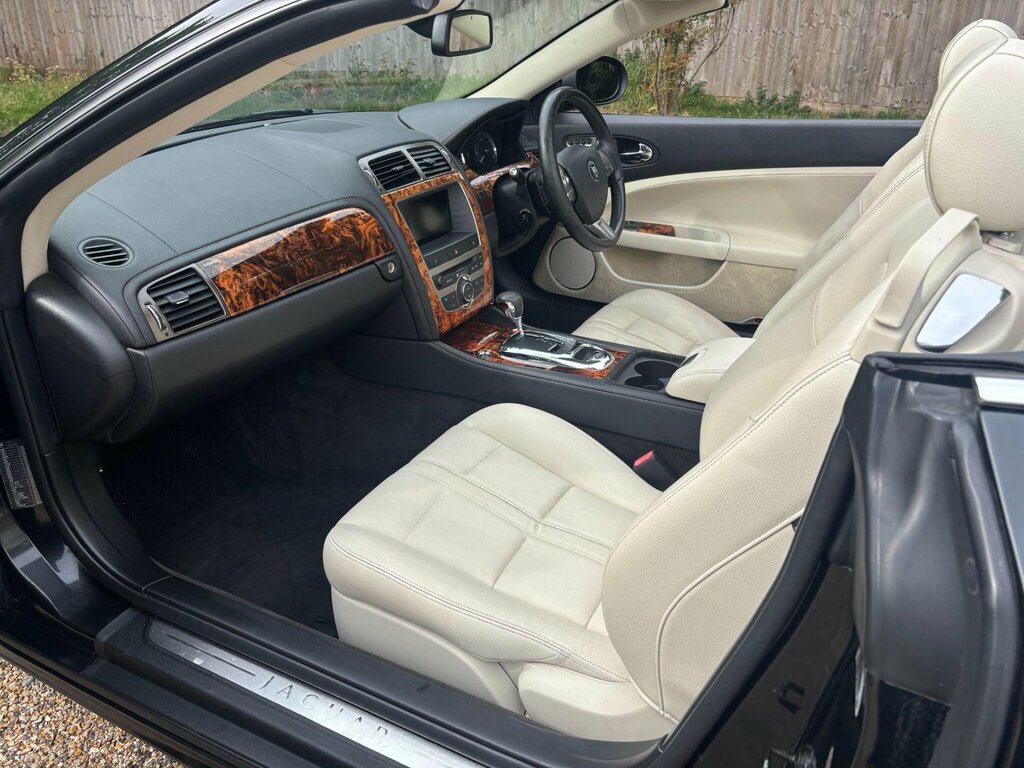 Jaguar XK 4.2 Xkr 416 Bhp Grey #30