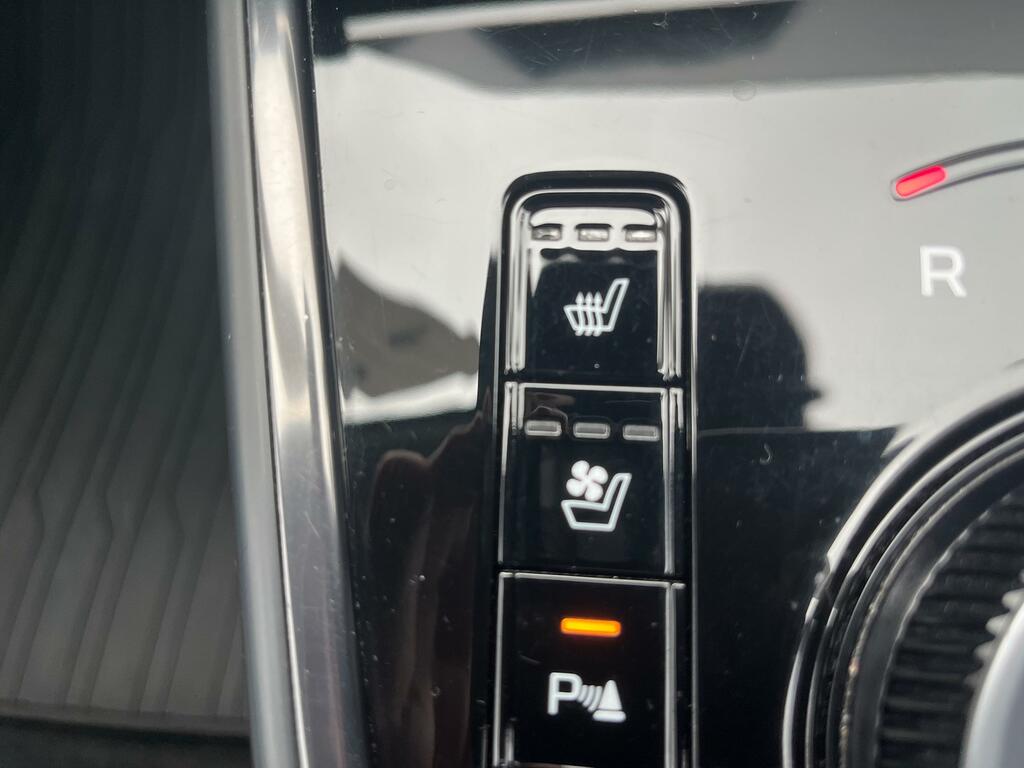 Kia e-Niro 64Kwh 2 Black #42