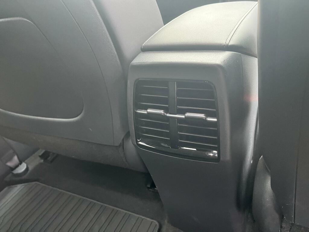 Kia e-Niro 64Kwh 2 Black #17