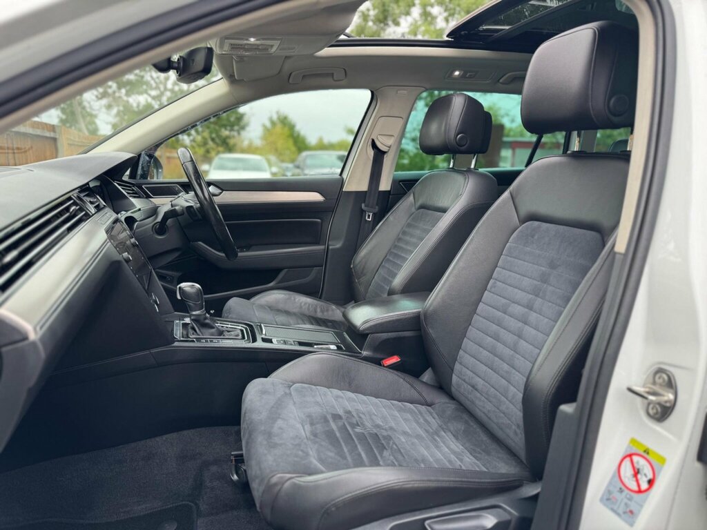 Volkswagen Passat 2017 17 2.0 Black #58
