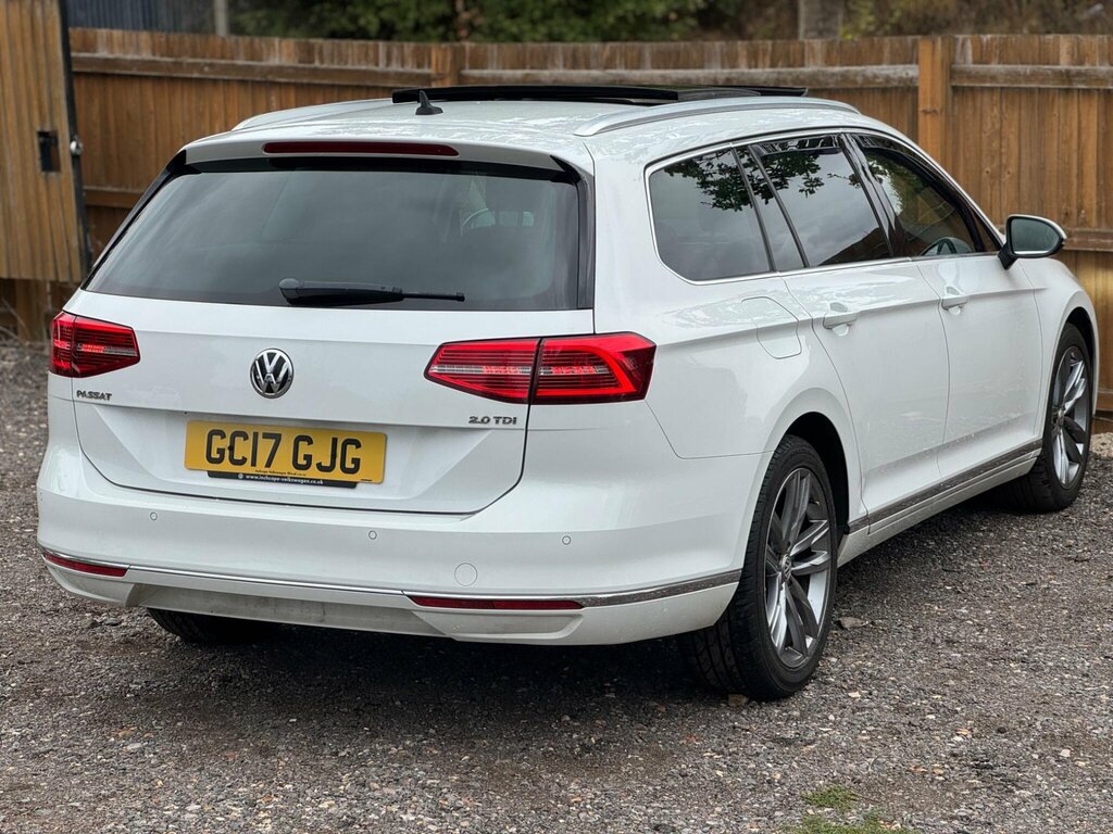 Volkswagen Passat 2017 17 2.0 Black #12