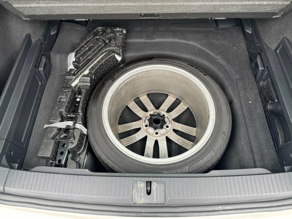 Volkswagen Passat 2017 17 2.0 Black #46