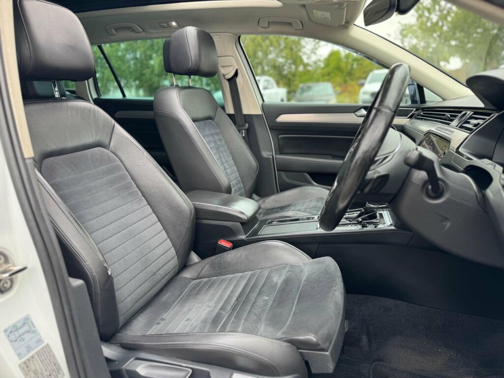 Volkswagen Passat 2017 17 2.0 Black #21