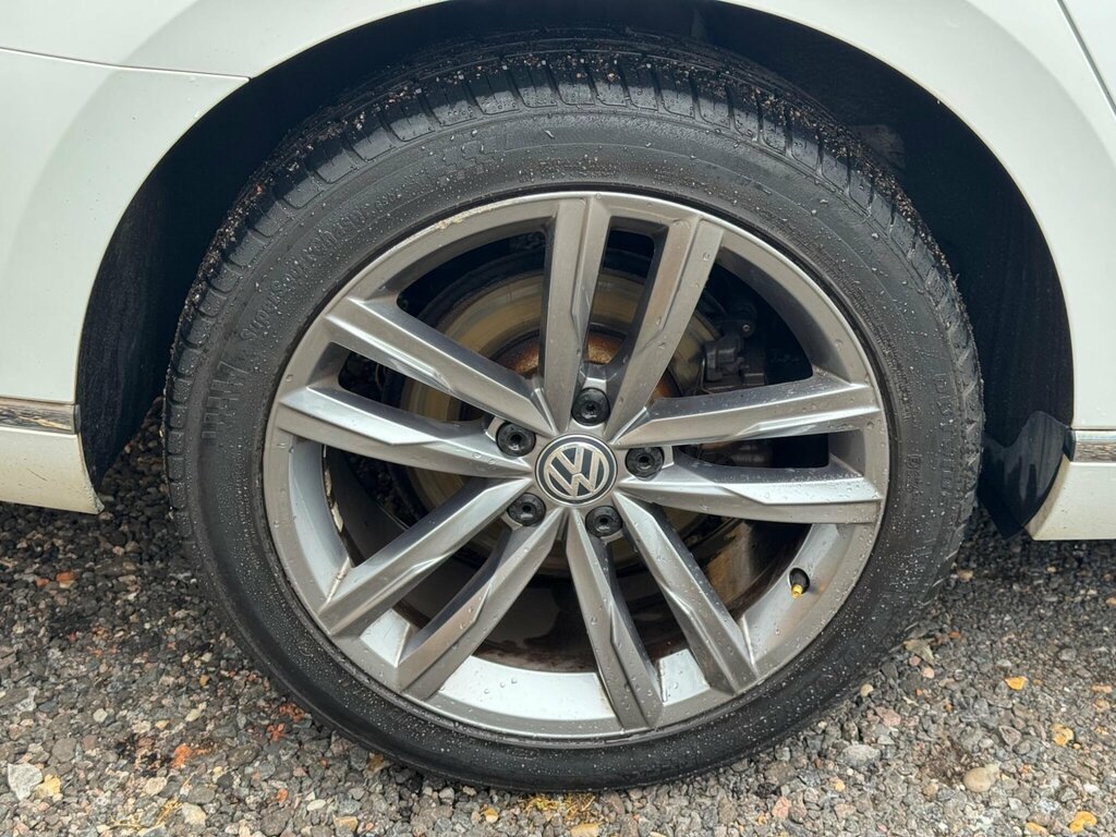 Volkswagen Passat 2017 17 2.0 Black #49