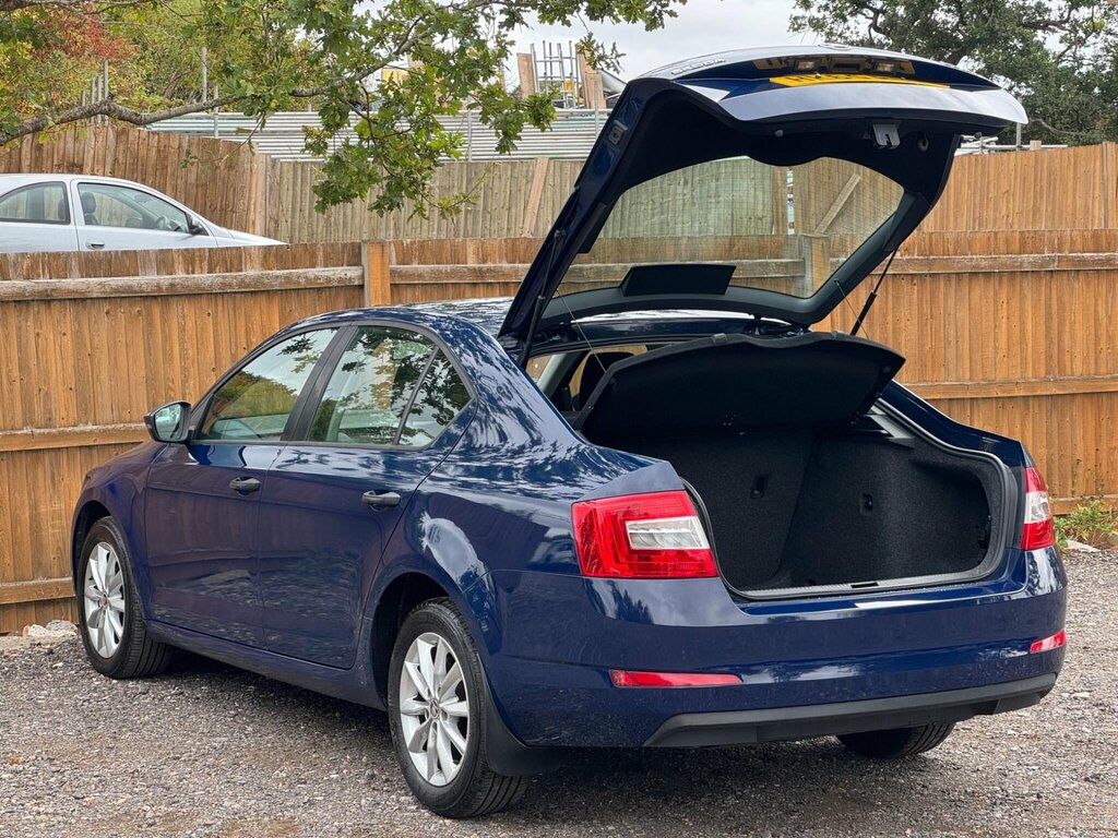 Skoda Octavia 1.6 Tdi S Euro 6 Ss Blue #4