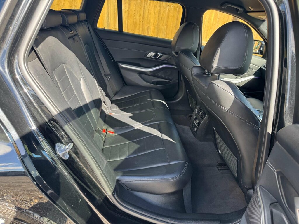 BMW 3 Series 330E M Sport Techplus Pack Blue #24