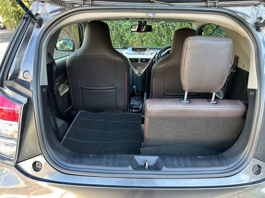 Toyota IQ Hatchback Blue #38