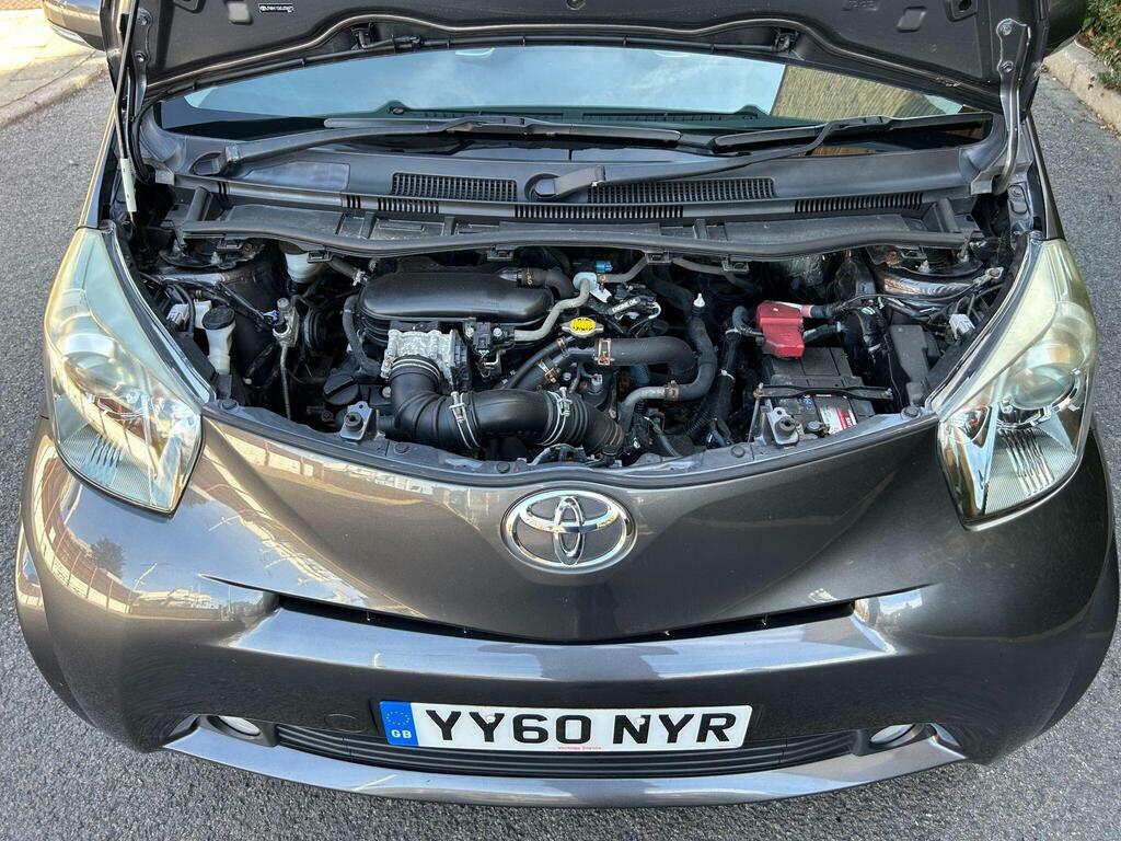 Toyota IQ 1.33 Dual Vvt-i 3 Multidrive Euro 5 Grey #6