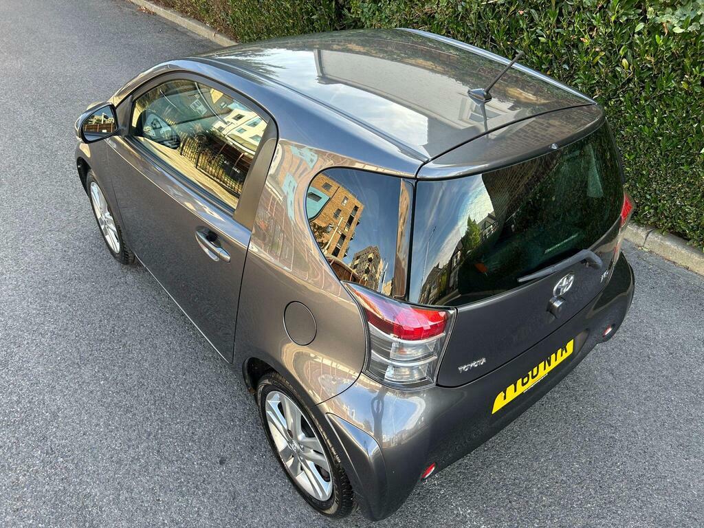 Toyota IQ Hatchback Blue #60