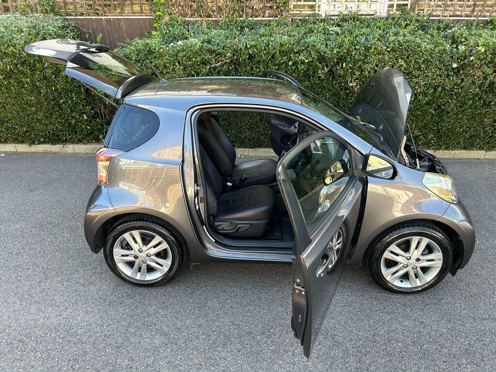 Toyota IQ Hatchback Blue #71