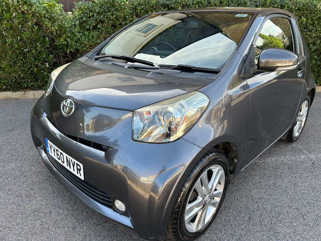 Toyota IQ Hatchback Blue #10