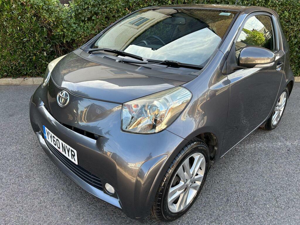 Toyota IQ Hatchback Blue #100