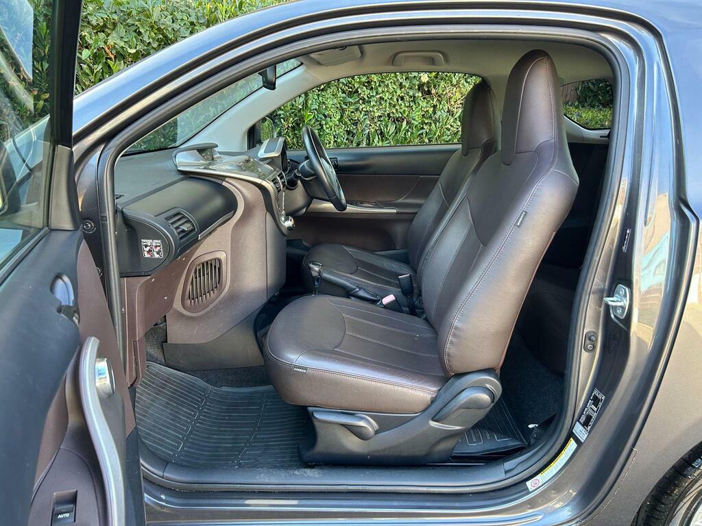 Toyota IQ Hatchback Blue #18