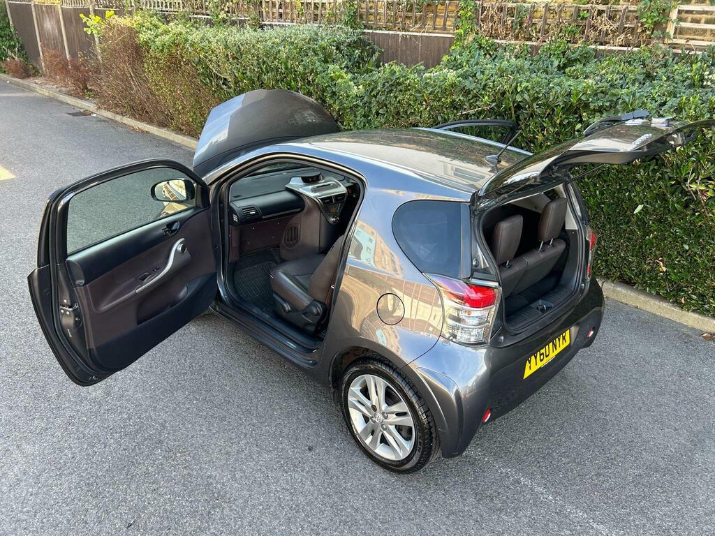 Toyota IQ Hatchback Blue #70