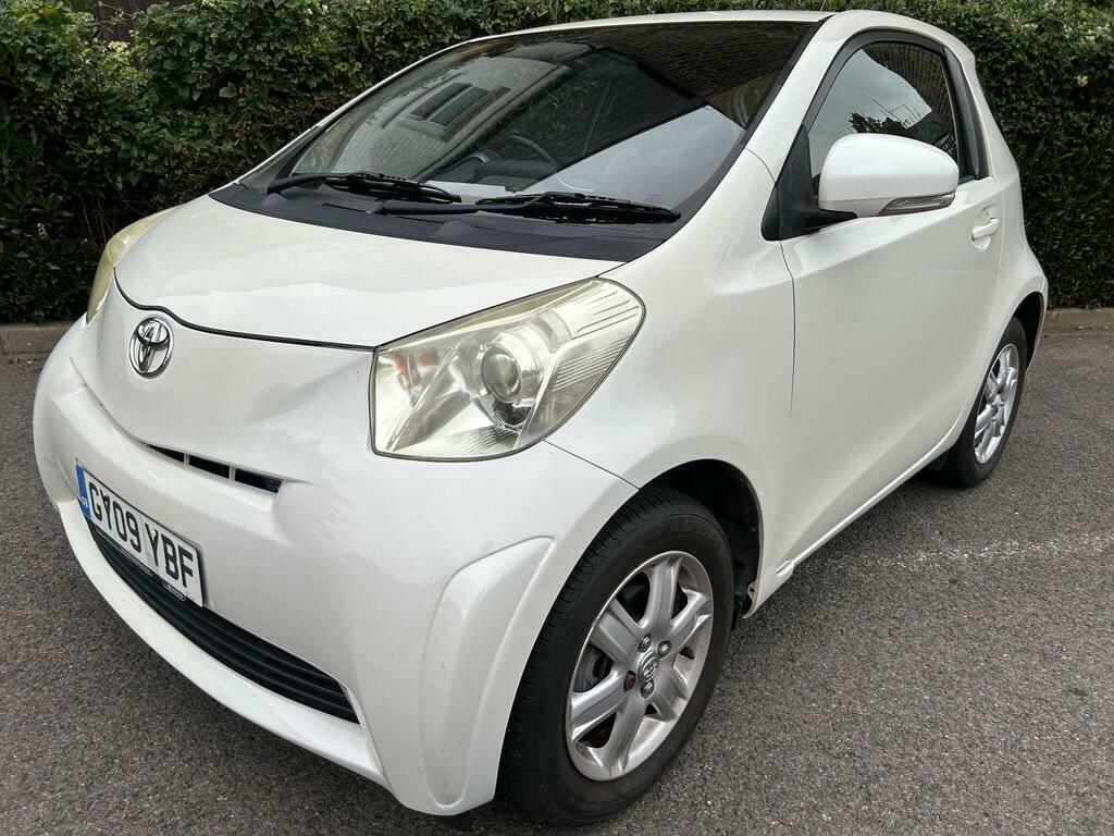 Toyota IQ Hatchback Silver #10