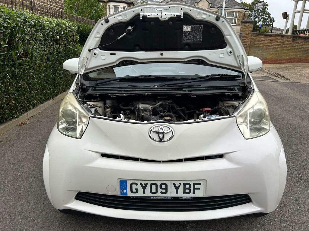 Toyota IQ Hatchback Silver #52