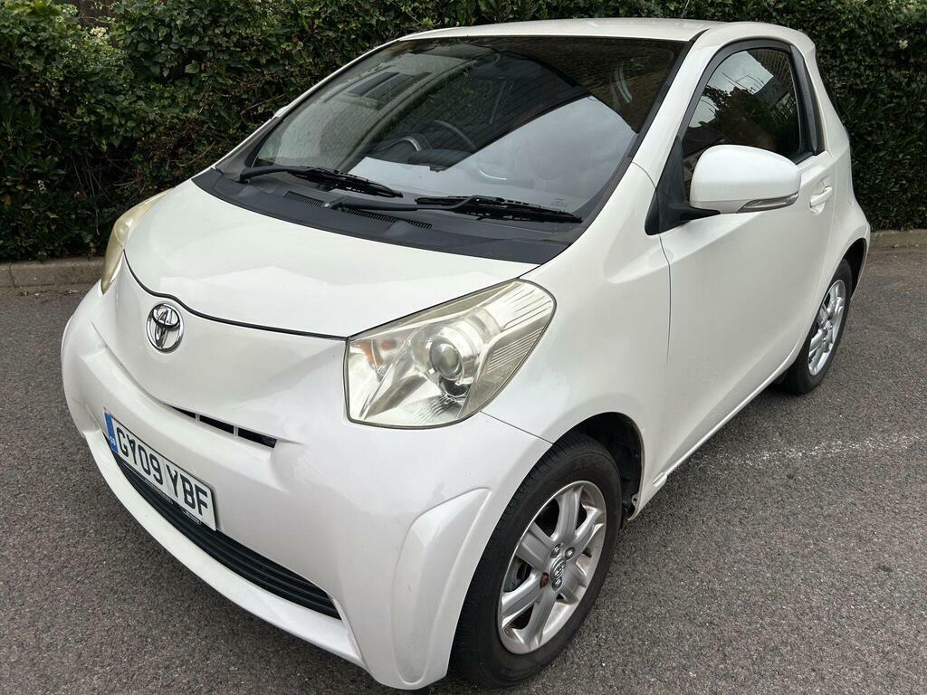 Toyota IQ Hatchback Silver #62
