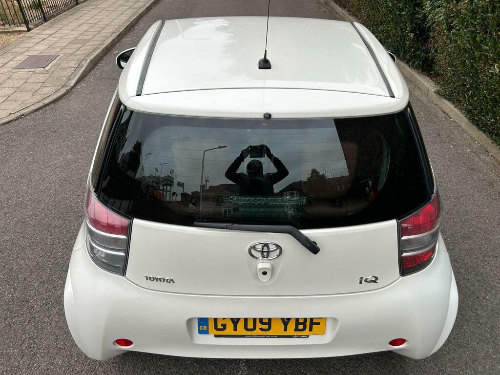 Toyota IQ Hatchback Silver #48