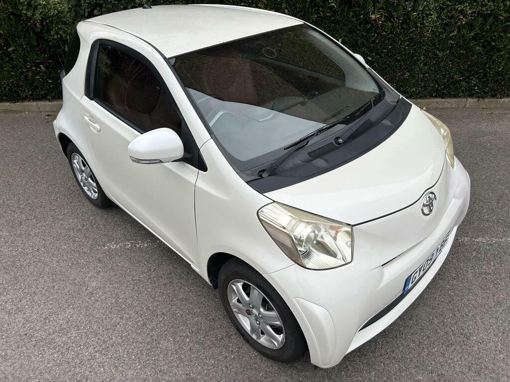 Toyota IQ Hatchback Silver #63