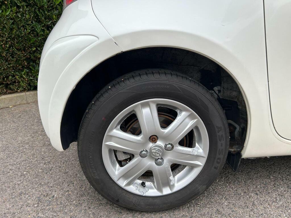 Toyota IQ Hatchback Silver #83