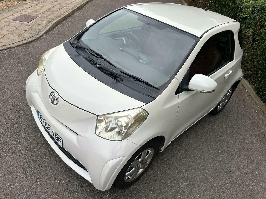 Toyota IQ Hatchback Silver #65