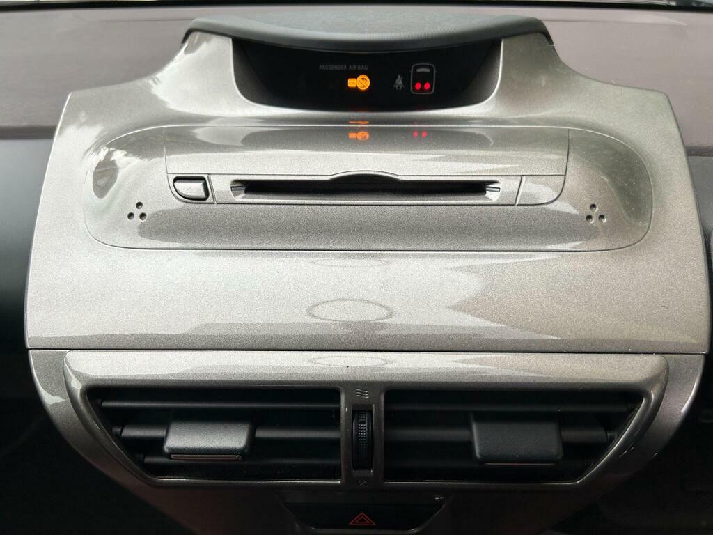 Toyota IQ Hatchback Silver #97
