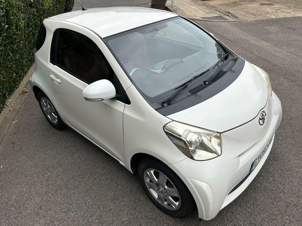 Toyota IQ Hatchback Silver #61