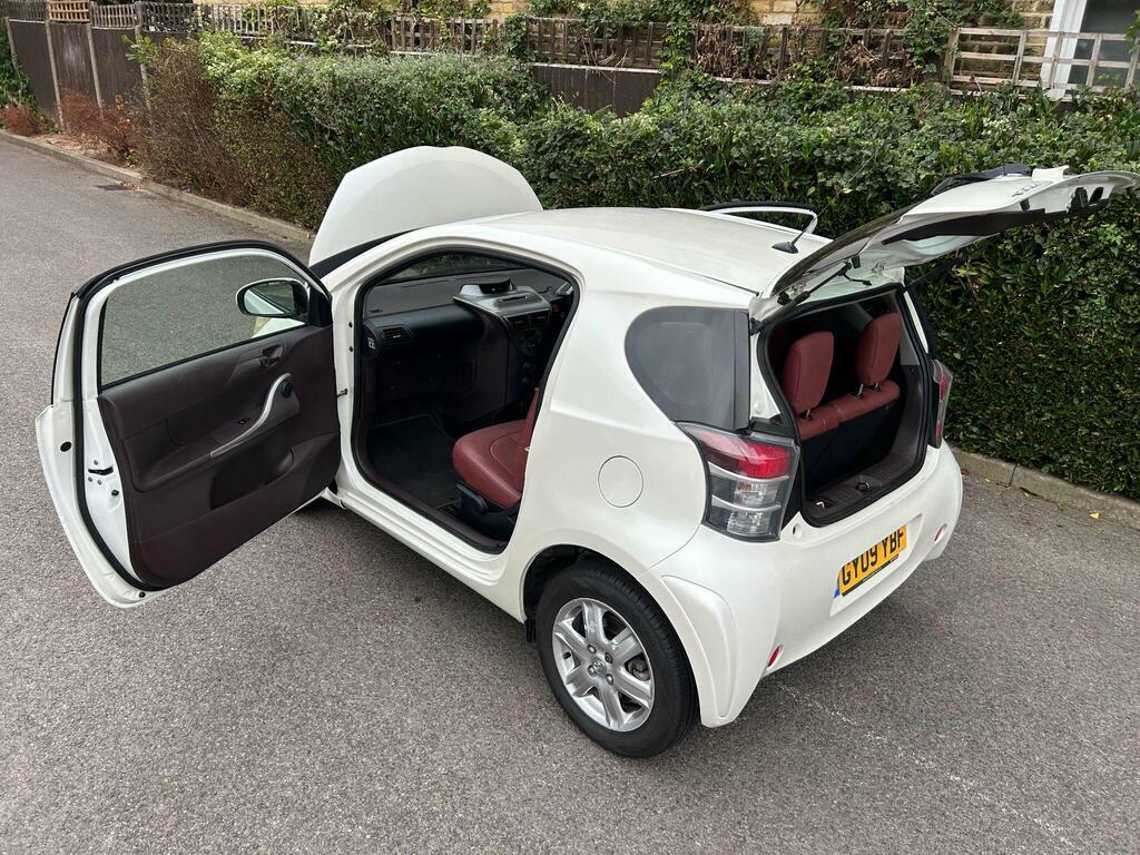 Toyota IQ Hatchback Silver #73