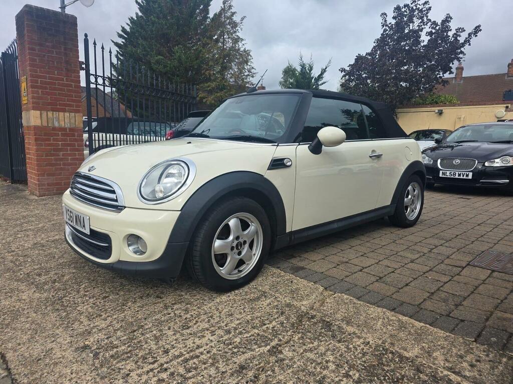 Mini Convertible 1.6 Cooper Euro 5 Ss White #2