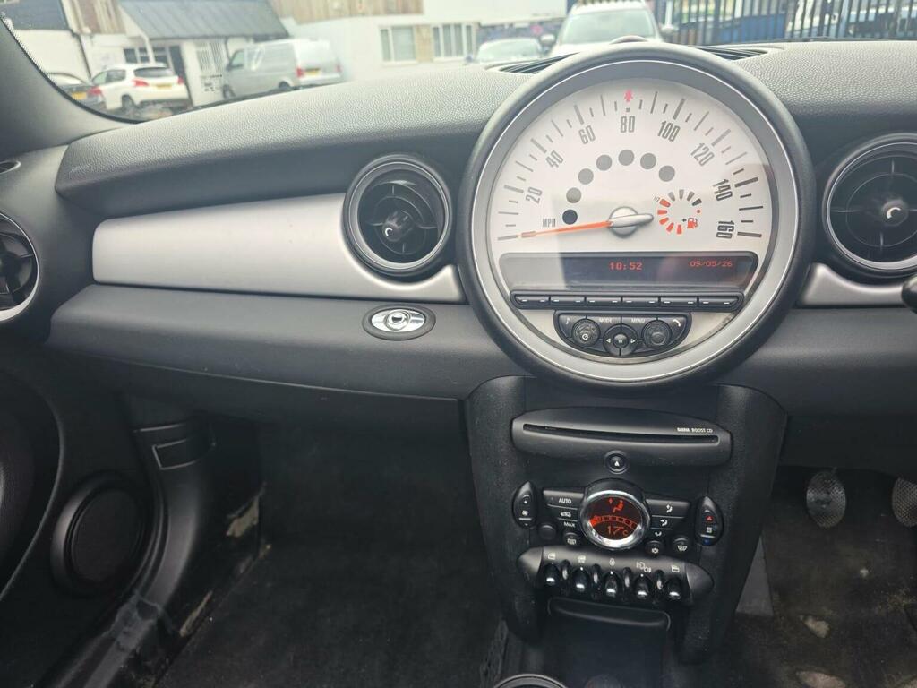 Mini Convertible 1.6 Cooper S Steptronic Euro 5 Red #21