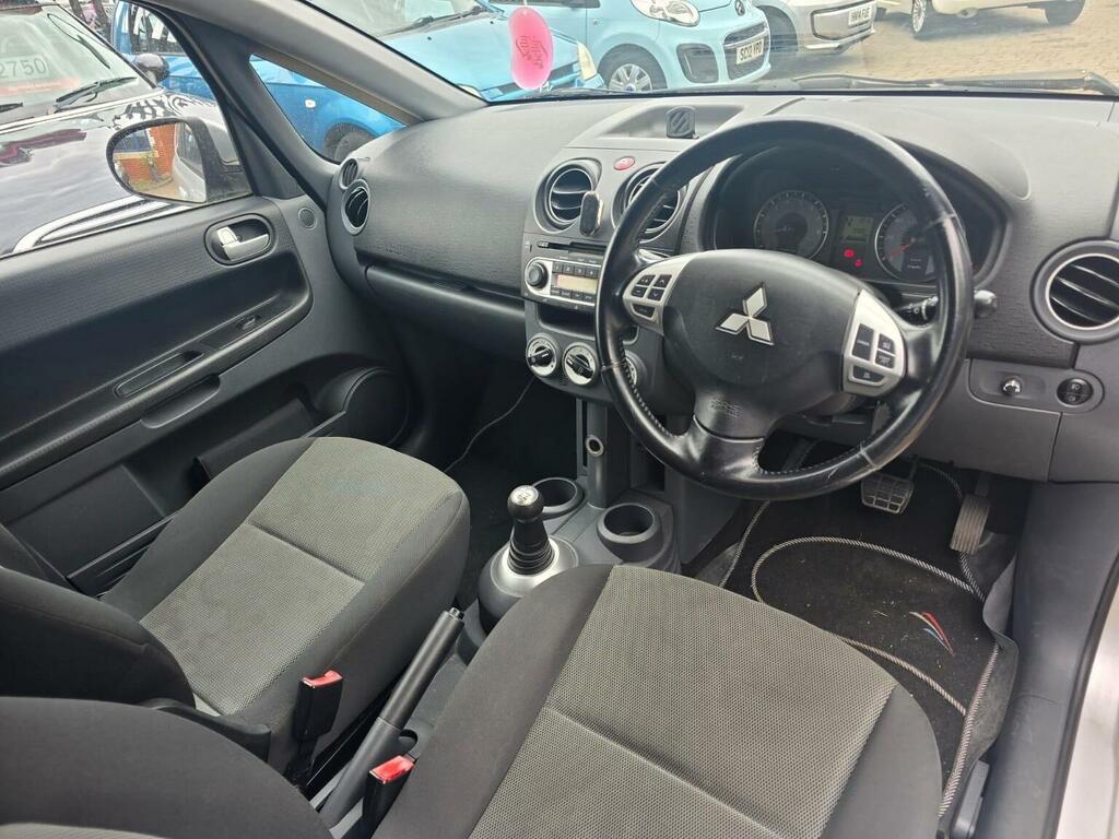 Mitsubishi Colt 1.3 Cz2 Hatchback White #10